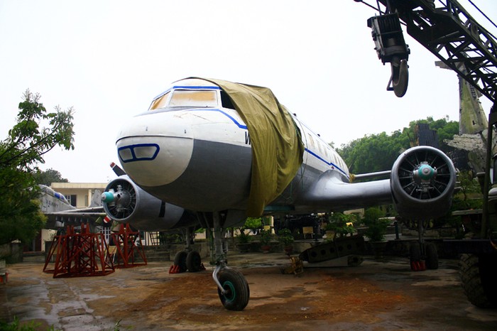 Chiếc máy bay IL 14 số hiệu VN-C482 là quà của Chính phủ Liên Xô tặng Bác Hồ vào năm 1958.